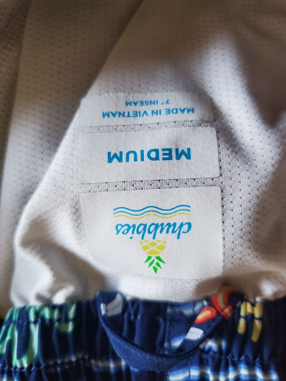 chubbies  The Neon Lights Swim Trunk Size Medium 7" Inseam. - Picture 5 of 6